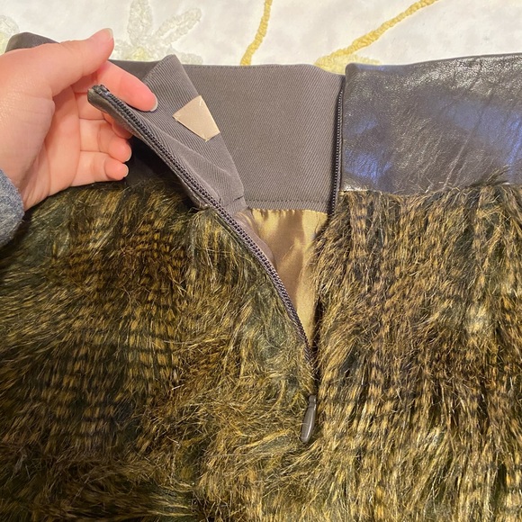 MaxAzria Skirt (NWT) - Picture 3 of 10